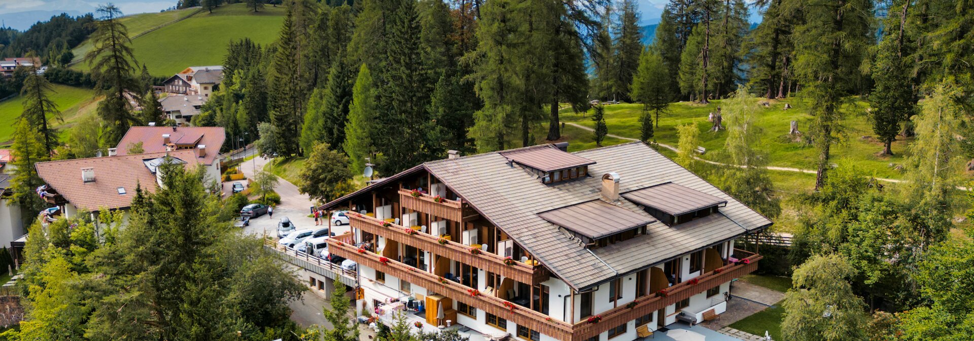 Außenansicht des Mont Floris Hotel 