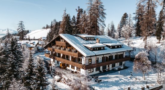 Außenansicht des Mont Floris Hotel